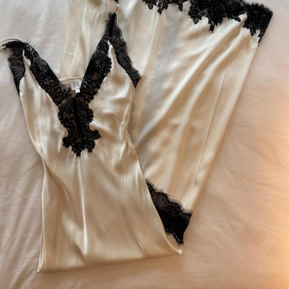 Helsa viscose cream satin slip